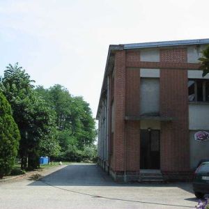 Capannone artigianale con terreno Zona sud dintorni Biella