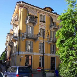 Affittasi bilocale arredato bilivello Biella Centro