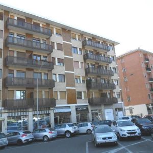 Alloggio 2 vani cucina e bagno Biella